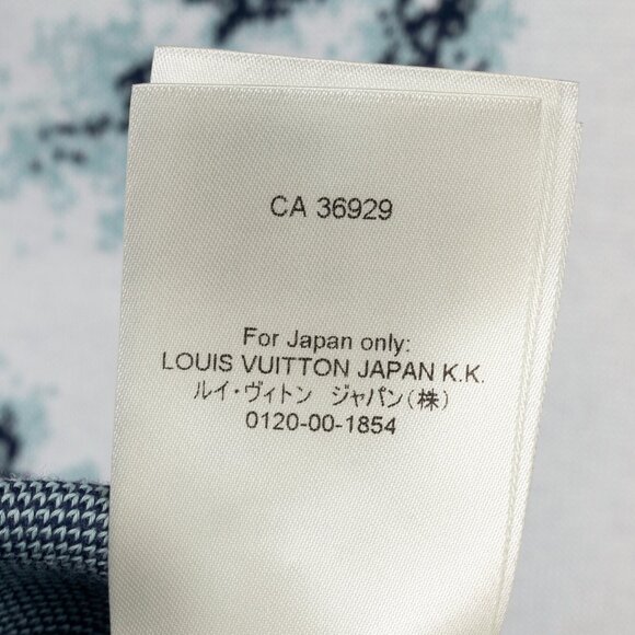 Louis Vuitton Indigo & White Monogram Bandana Crewneck Sweater - Picture 15 of 15